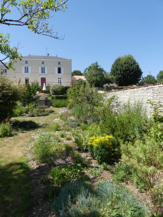 Les Jardins De Xanton Hotell Exteriör bild
