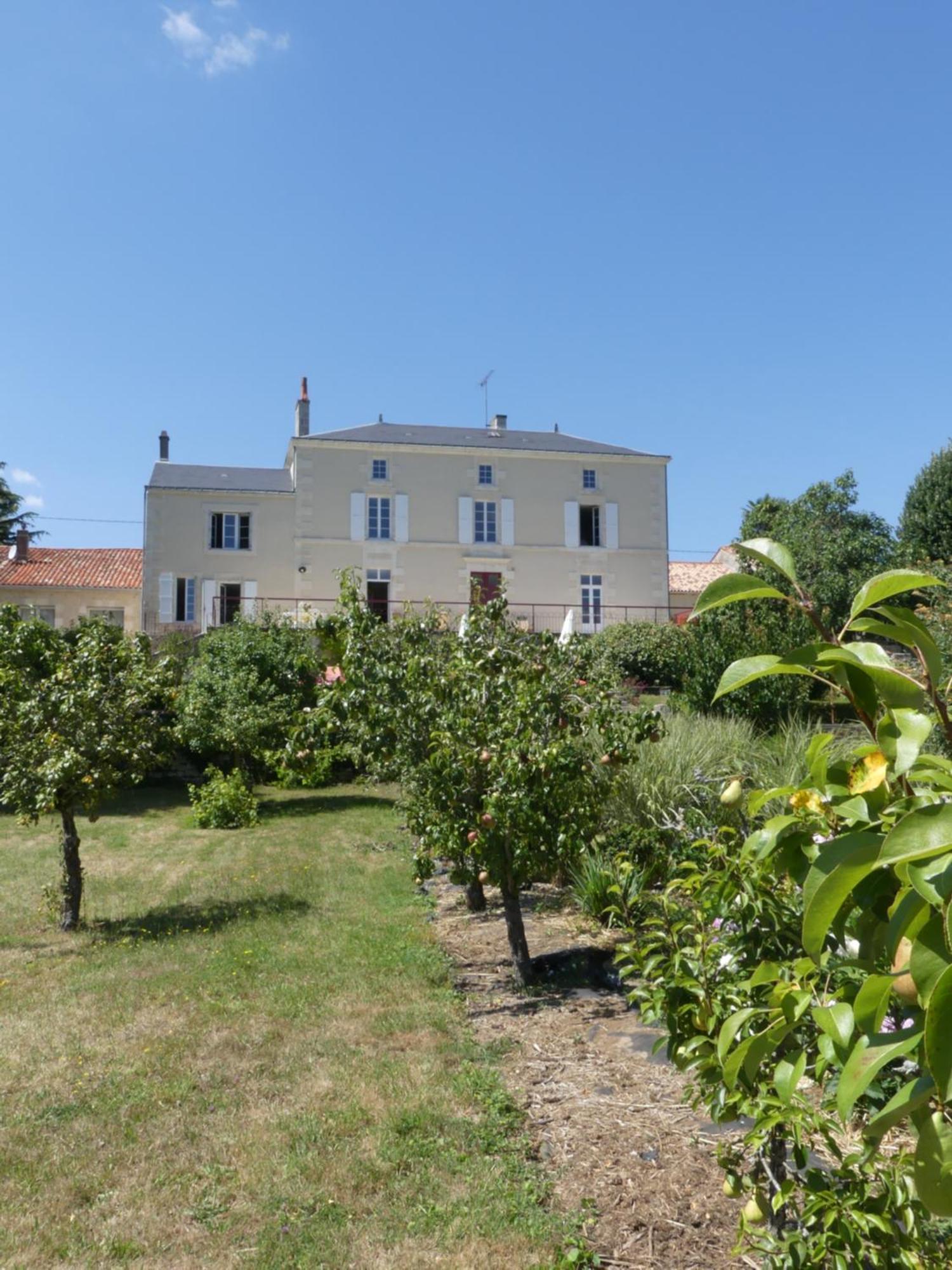 Les Jardins De Xanton Hotell Exteriör bild